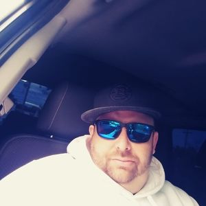 Meet your Posher, Chuck